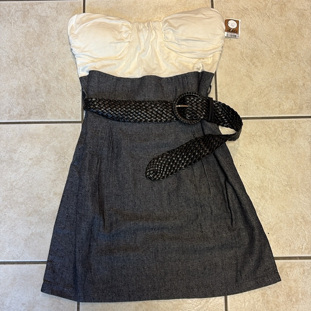 SOLD❣️❣️Vintage New Deadstock Y2K Strapless Denim Belted Mini Dress💕 - Picture 2 of 7